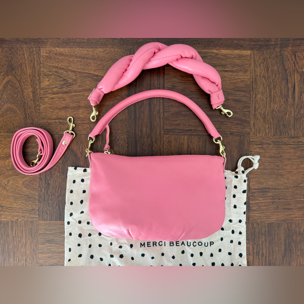 CLARE V. — Petit Moyen in Petal + Puff Twist Strap